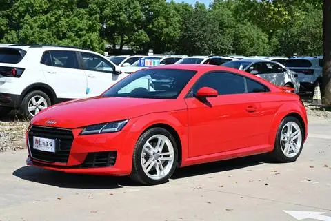 Audi TT 2015