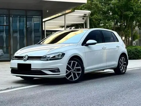 Volkswagen Golf 2019 — фото 1