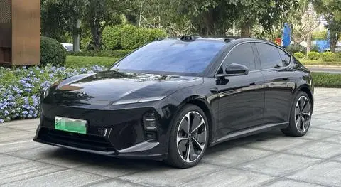 NIO ET5 2025