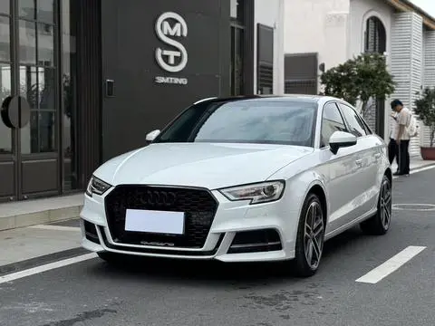 Audi A3 2020 — фото 1