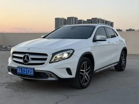 Mercedes-Benz GLA 2016