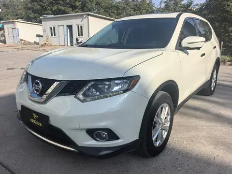 Nissan X-Trail 2015 — фото 1