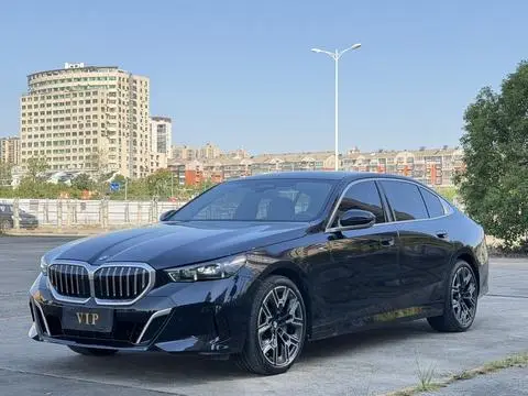 BMW 5 Series 2025