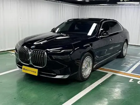 BMW i7 2023