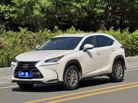 Lexus NX 2015