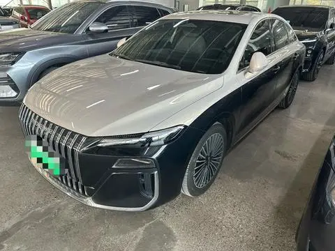 Roewe M7 DMH 2025