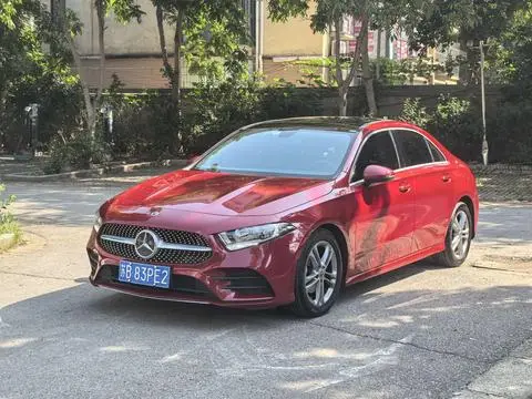Mercedes-Benz A-Class 2022 — фото 1