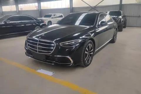 Mercedes-Benz S-Class 2023