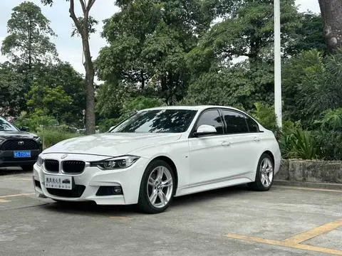 BMW 3 Series 2019 — фото 1