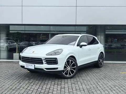Porsche Cayenne 2023 — фото 1