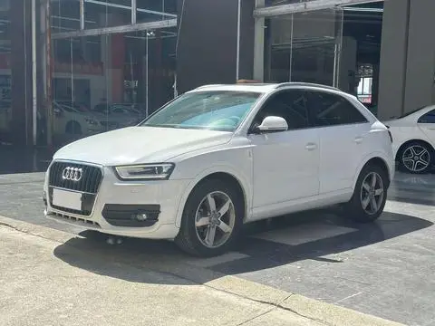 Audi Q3 2015
