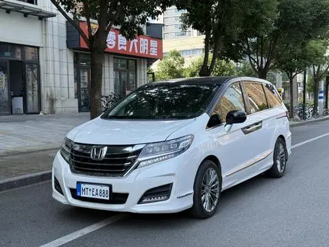 Honda 艾力绅 2016