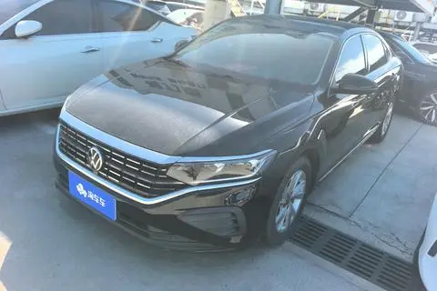 Volkswagen Passat 2022