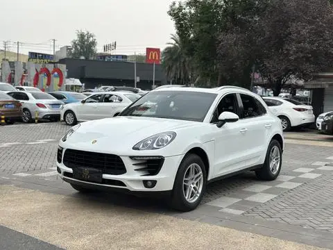 Porsche Macan 2016