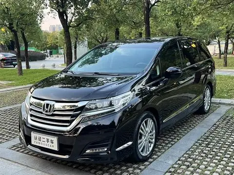 Honda 艾力绅 2016