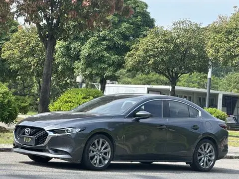 Mazda 3 昂克赛拉 2020 — фото 1