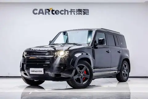 Land Rover Defender 2023