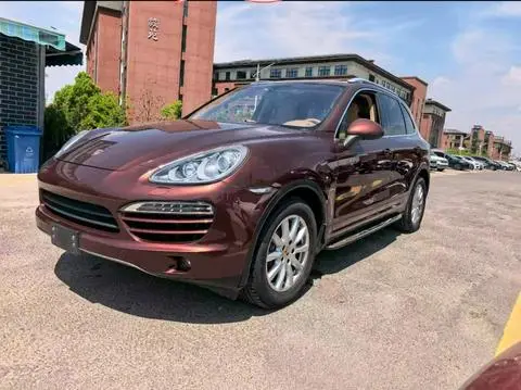 Porsche Cayenne 2011