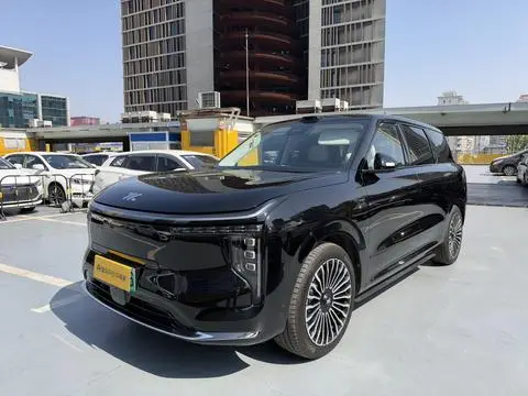 IM Motors 智己LS8 2026