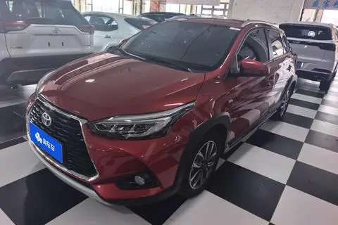 Toyota YARIS L 2022 — фото 1