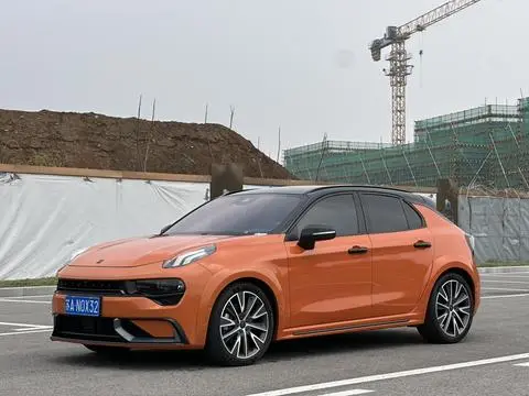 Lynk & Co 02 Hatchback 2021