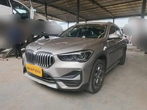 BMW X1 2020 — фото 1