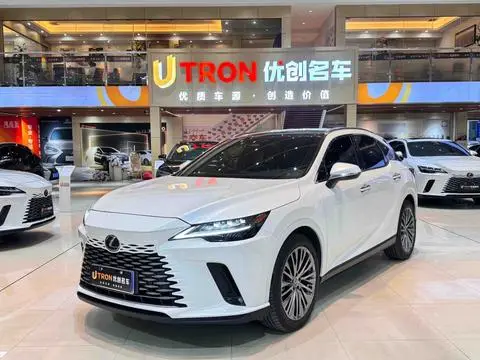 Lexus RX 2025