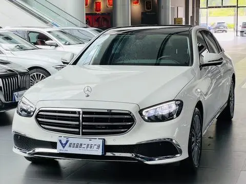 Mercedes-Benz E-Class 2023 — фото 1