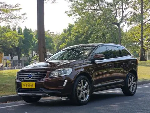Volvo XC60 2014 — фото 1
