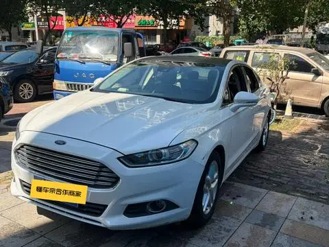 Ford 蒙迪欧 2013