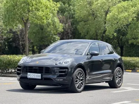 Porsche Macan 2017 — фото 1