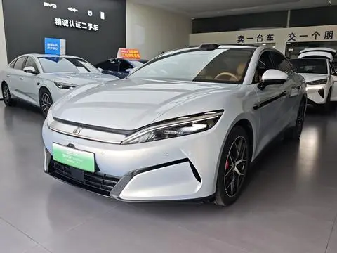 BYD Han L EV 2025