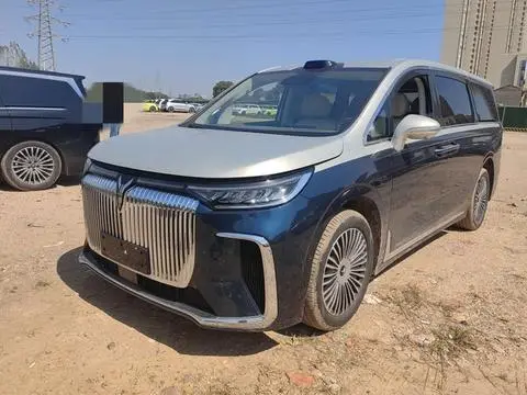 Voyah 梦想家 PHEV 2025