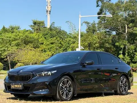 BMW 5 Series 2026