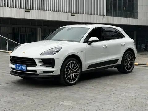 Porsche Macan 2021