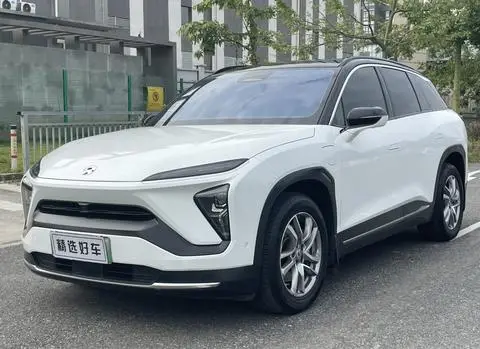 NIO ES6 2020