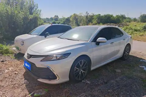 Toyota Camry 2021