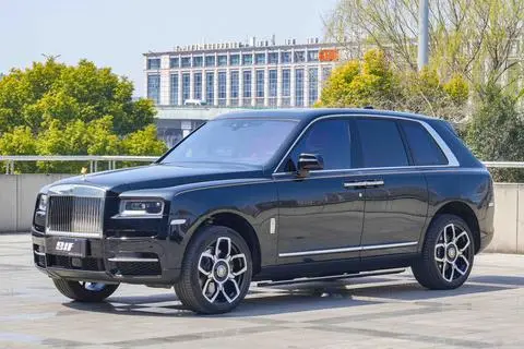 Rolls Royce Cullinan 2024