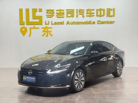 Nissan Teana 2024