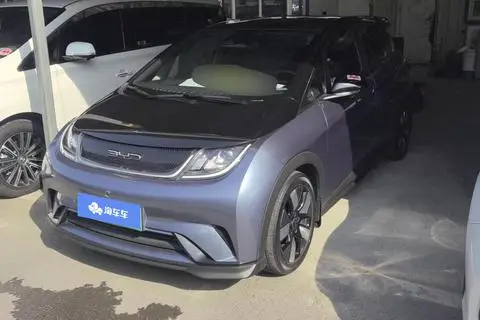 BYD Dolphin 2023