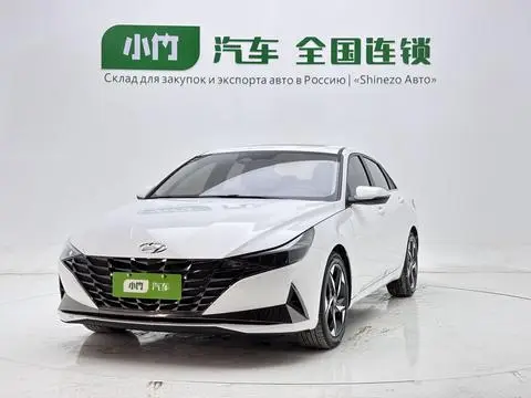 Hyundai Elantra 2022 — фото 1