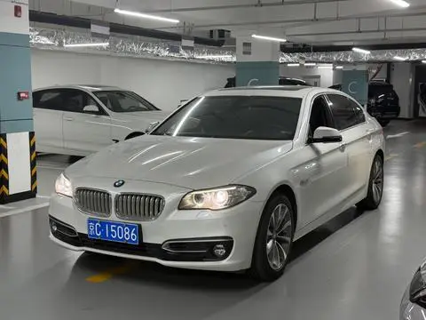 BMW 5 Series 2014 — фото 1