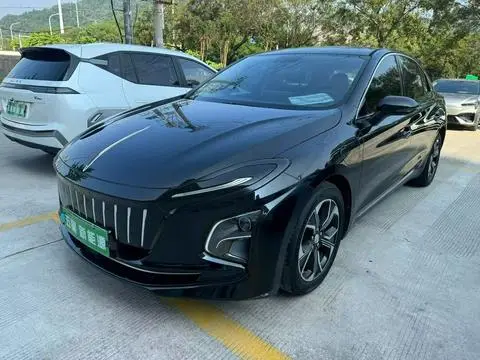 Hongqi E-QM5 2021