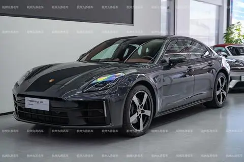 Porsche Panamera 2024 — фото 1