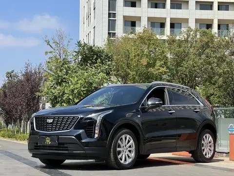 Cadillac XT4 2020 — фото 1