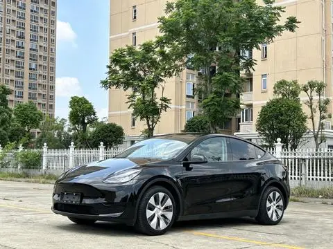 Tesla Model Y 2022 — фото 1