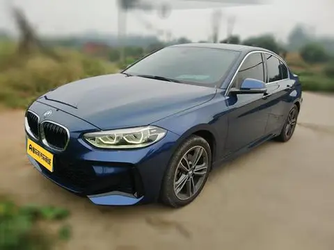 BMW 1 Series 2021 — фото 1