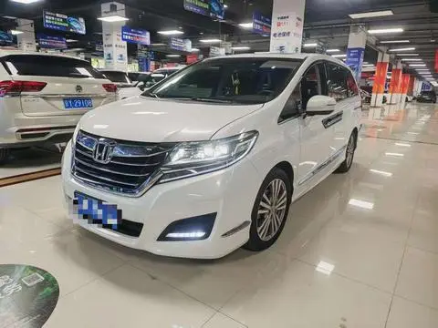 Honda 艾力绅 2016