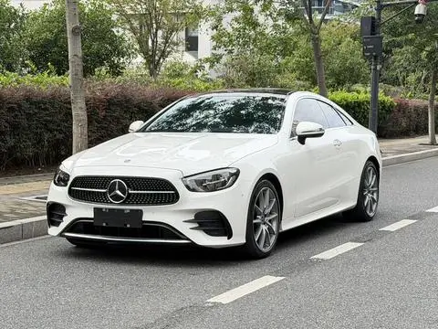 Mercedes-Benz E-Class 2023 — фото 1