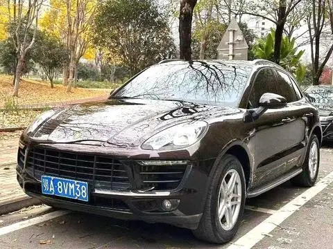 Porsche Macan 2017 — фото 1